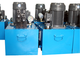 立(lì)式液壓系(xì)統成品區(qū)