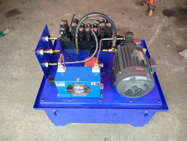 硫(liú)化機液(ye)壓系統(tong)