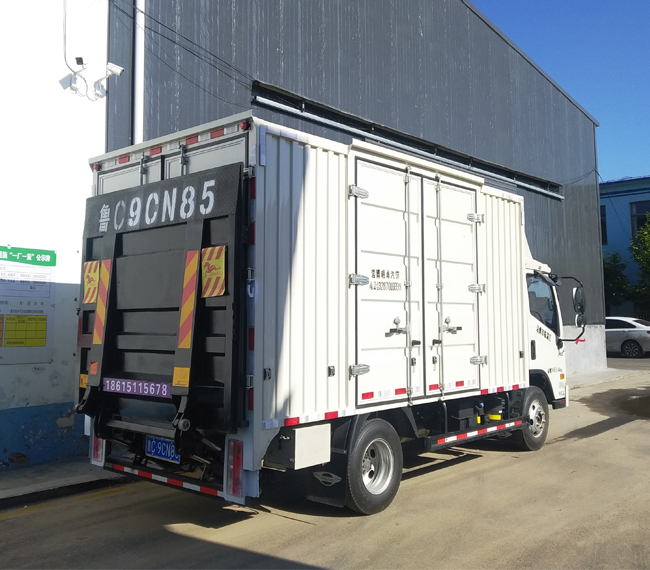 汽(qì)車升降(jiang)尾闆優(you)點